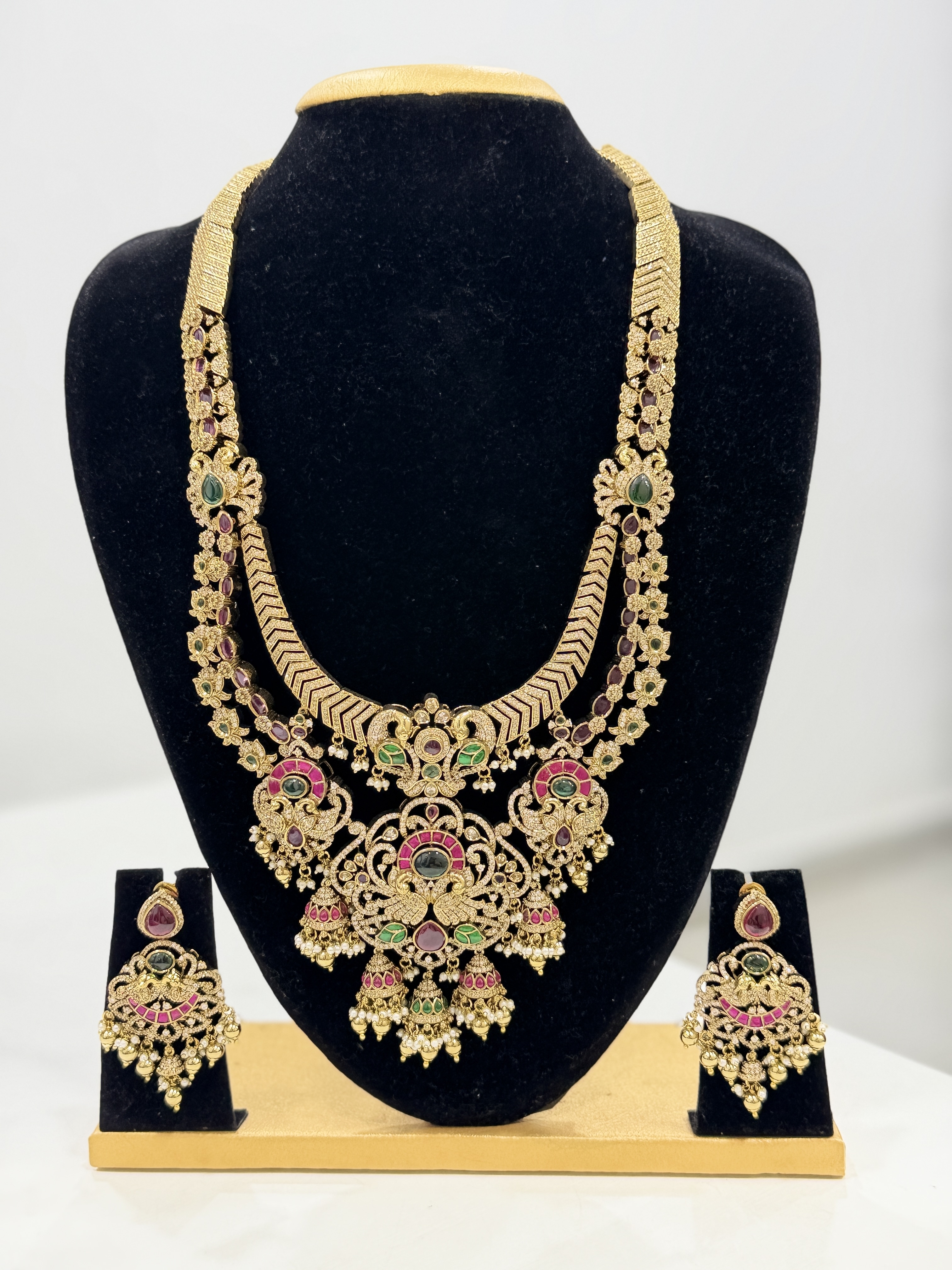Long aaram set